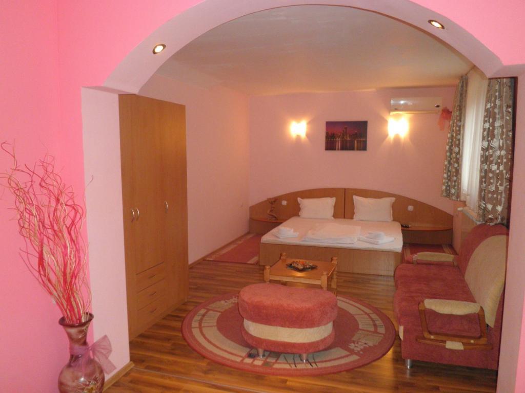 Complex Diana Otel Cherven  Oda fotoğraf