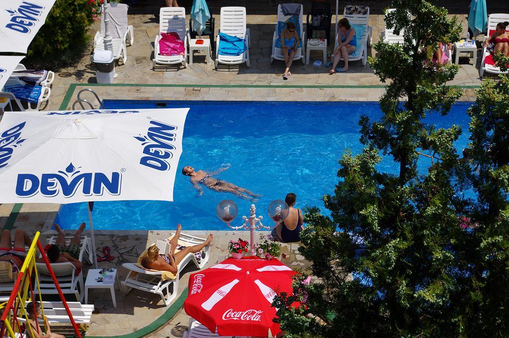 Complex Diana Otel Cherven  Dış mekan fotoğraf