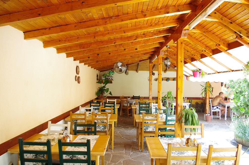 Complex Diana Otel Cherven  Dış mekan fotoğraf