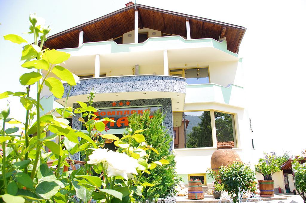 Complex Diana Otel Cherven  Dış mekan fotoğraf